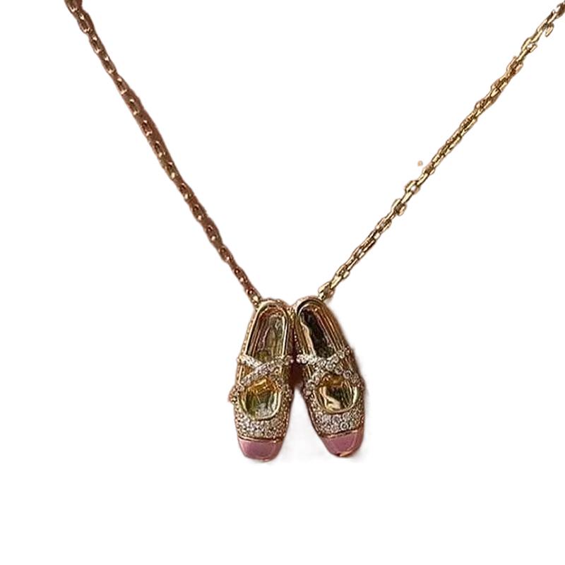 1PCS Pink Color Ballet Shoe Pendant Necklace Elegant Temperament Jewelry Gift For Wife And Best Friend
1PCS Pink Color Ballet Shoe Pendant Necklace Elegant Temperament Jewelry Gift For Wife And Best Friend
