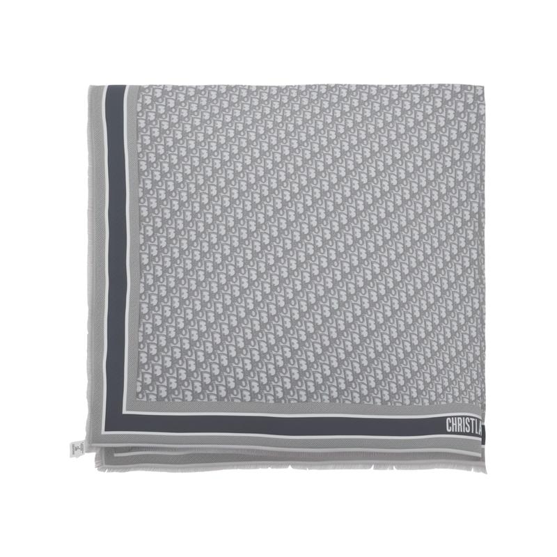 DIOR printed letters are fashionable and elegant wool shawl for women Gray F in original box and bag сірий колір
DIOR printed letters are fashionable and elegant wool shawl for women Gray F in original box and bag сірий колір