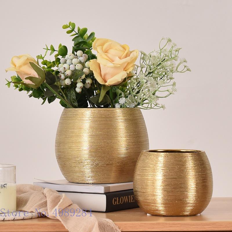 Golden Ceramic Vase Drawing Stripe Round Shape Flowerpot Flower Vase Flower Arrangement Hydroponics Accessories Household Vases
Golden Ceramic Vase Drawing Stripe Round Shape Flowerpot Flower Vase Flower Arrangement Hydroponics Accessories Household Vases
