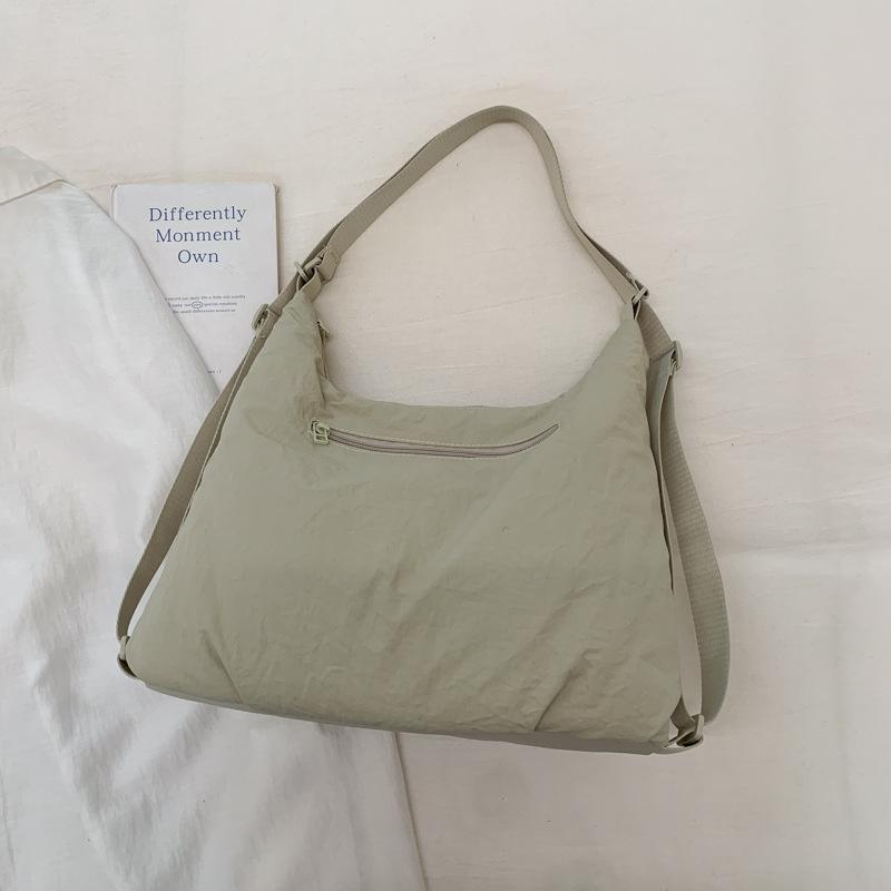 Korean Style Padded Texture and Versatile Tote Bag Lightweight Commuting Shoulder Bag Large Capacity Multi Pocket Three Way Bag білий
Korean Style Padded Texture and Versatile Tote Bag Lightweight Commuting Shoulder Bag Large Capacity Multi Pocket Three Way Bag білий