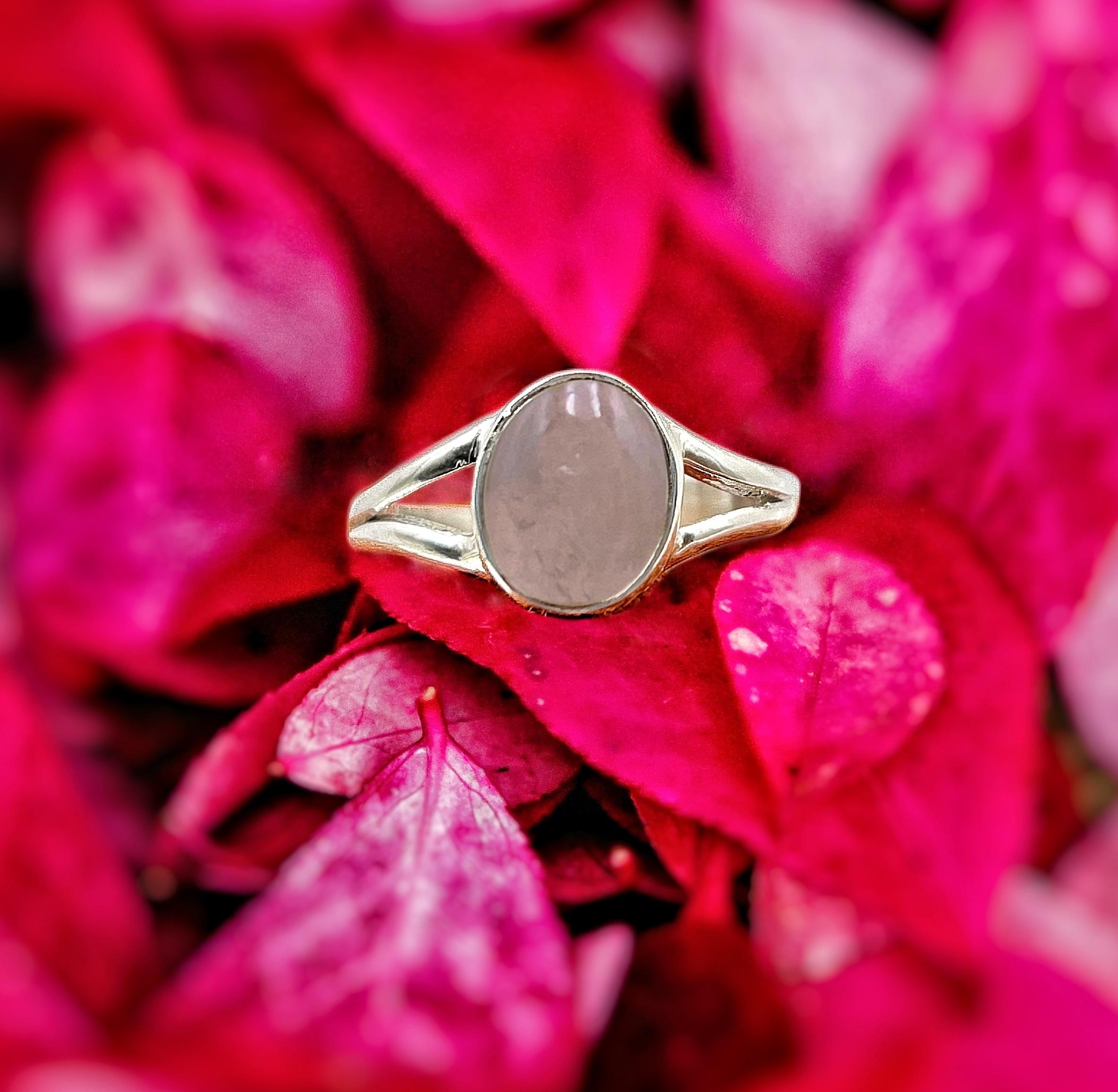 Natural Rose Quartz 925 Sterling Silver Oval Shape Handmade Adjustable Ring Gift For Her Birthday Gift For Mom Anniversary Gift For Wife.
Natural Rose Quartz 925 Sterling Silver Oval Shape Handmade Adjustable Ring Gift For Her Birthday Gift For Mom Anniversary Gift For Wife.