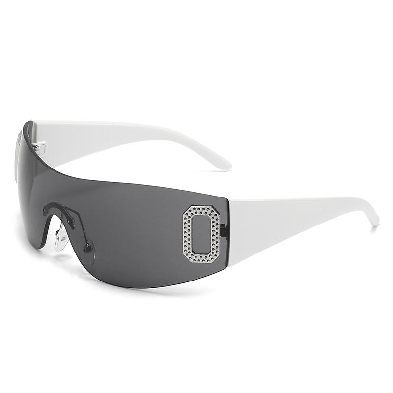 Y2K Trendy Rimless Shield Sunglasses Futuristic Square Frame Viral Street Style UV Protection Sunglasses 3560
Y2K Trendy Rimless Shield Sunglasses Futuristic Square Frame Viral Street Style UV Protection Sunglasses 3560