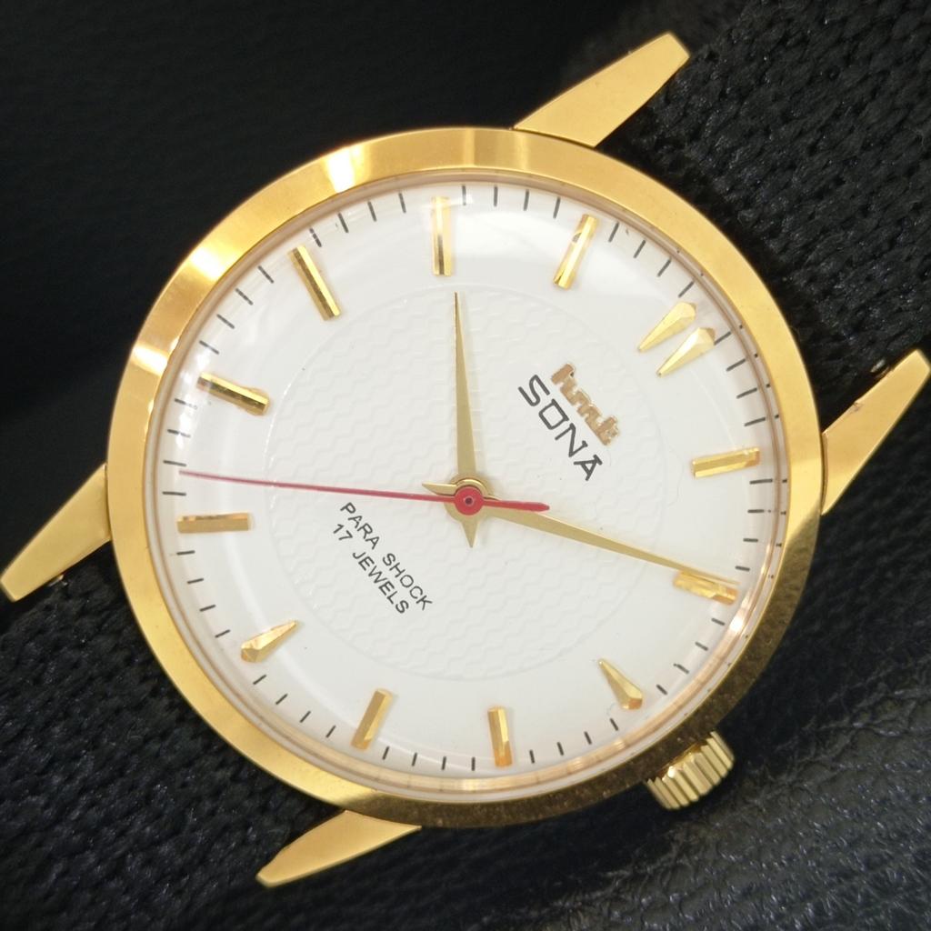 VINTAGE HMT SONA HAND-WINDING INDIAN MENS WHITE COLOR DIAL WATCH a443373-1
VINTAGE HMT SONA HAND-WINDING INDIAN MENS WHITE COLOR DIAL WATCH a443373-1