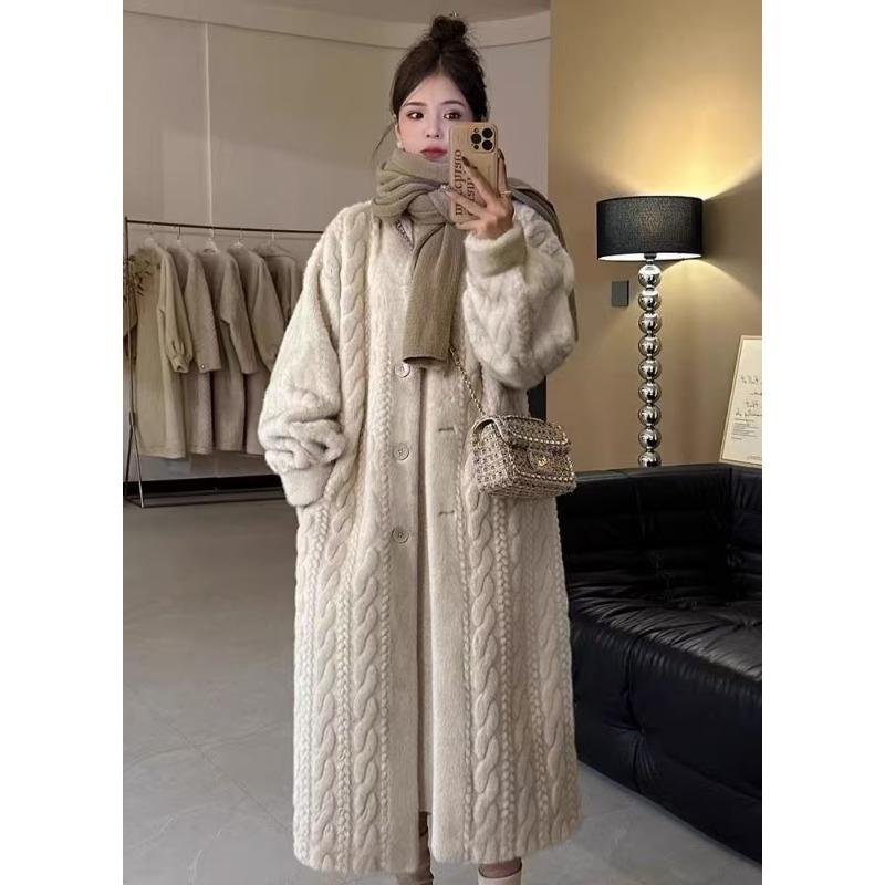 Осень и зима утолщенный длинный большой размер до колена кардиган из искусственного меха норки шуба косичка искусственный мех норки плюшевая куртка L 120-70 kg
Осень и зима утолщенный длинный большой размер до колена кардиган из искусственного меха норки шуба косичка искусственный мех норки плюшевая куртка L 120-70 kg