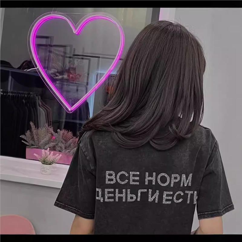 Trendy Women s Mid-Length Loose Fit Pure Cotton T-Shirt - Round Neck, Short Sleeve S мити чорний колір
Trendy Women s Mid-Length Loose Fit Pure Cotton T-Shirt - Round Neck, Short Sleeve S мити чорний колір