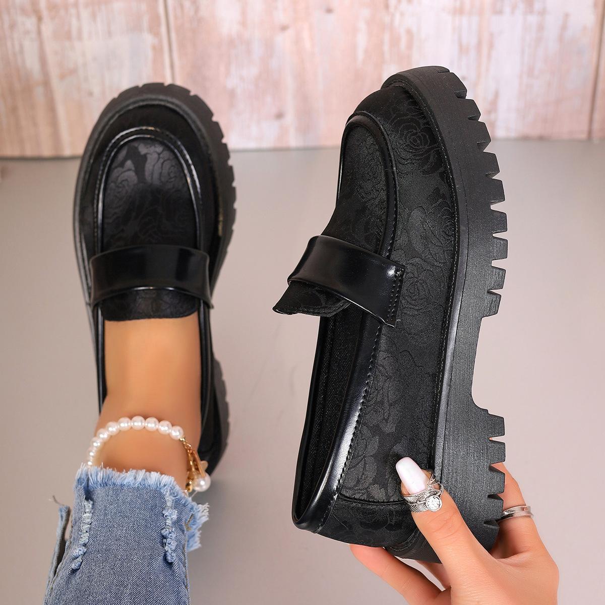 Large size printed loafers 2024 new muffin platform comfortable and fashionable British style one-pedal small leather shoes 35 серый
Large size printed loafers 2024 new muffin platform comfortable and fashionable British style one-pedal small leather shoes 35 серый