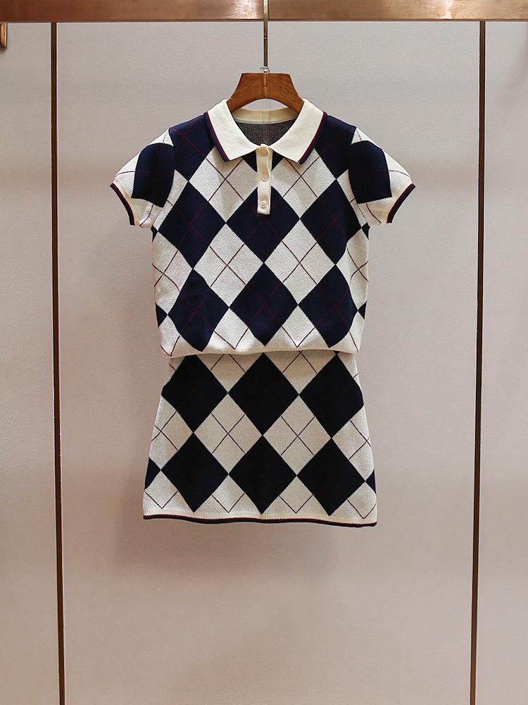 Women s Spring/Summer Korean Casual Plaid Polo Top and Skirt Knit Set Small абрикосовый
Women s Spring/Summer Korean Casual Plaid Polo Top and Skirt Knit Set Small абрикосовый
