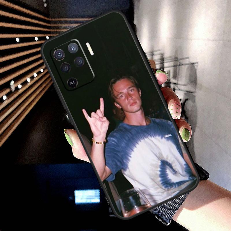 Чехол Drew Starkey для Oppo A5 Pro A15 A17 A57 A77 A18 A38 A58 A78 A98 A94 A74 A54 A16 A76 A96 A40 A60 A80 OPPO A18 4G
Чехол Drew Starkey для Oppo A5 Pro A15 A17 A57 A77 A18 A38 A58 A78 A98 A94 A74 A54 A16 A76 A96 A40 A60 A80 OPPO A18 4G