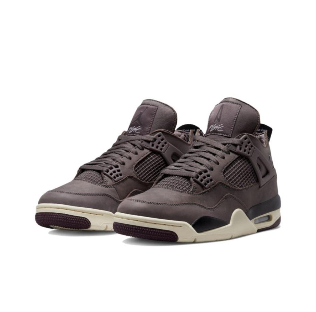 Air Jordan A Ma Maniére x Air Jordan 4 Retro Violet Ore Чоловічі DV6773-220 36
Air Jordan A Ma Maniére x Air Jordan 4 Retro Violet Ore Чоловічі DV6773-220 36