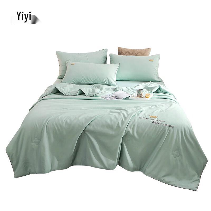 Yiyiai Summer Anti-mite Soybean Fiber Quilt
Yiyiai Summer Anti-mite Soybean Fiber Quilt
