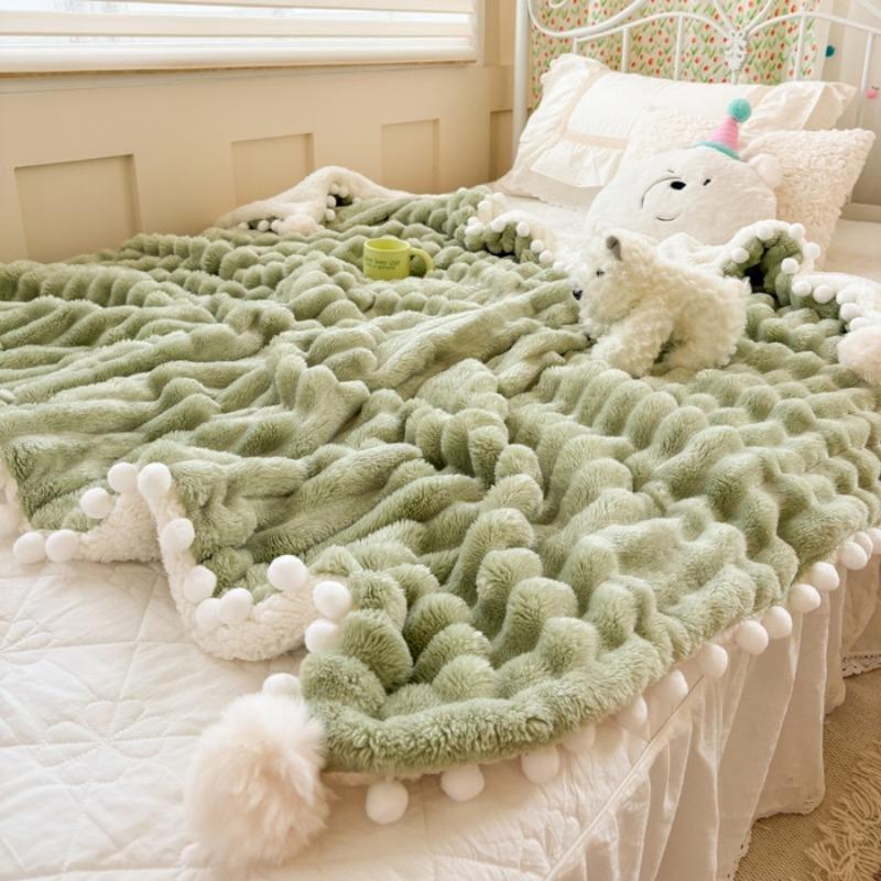 2025 new solid color simple wide strip ball blanket large draw with lamb wool three-dimensional craft fleece blanket 100x150cm 1pcs зелений
2025 new solid color simple wide strip ball blanket large draw with lamb wool three-dimensional craft fleece blanket 100x150cm 1pcs зелений