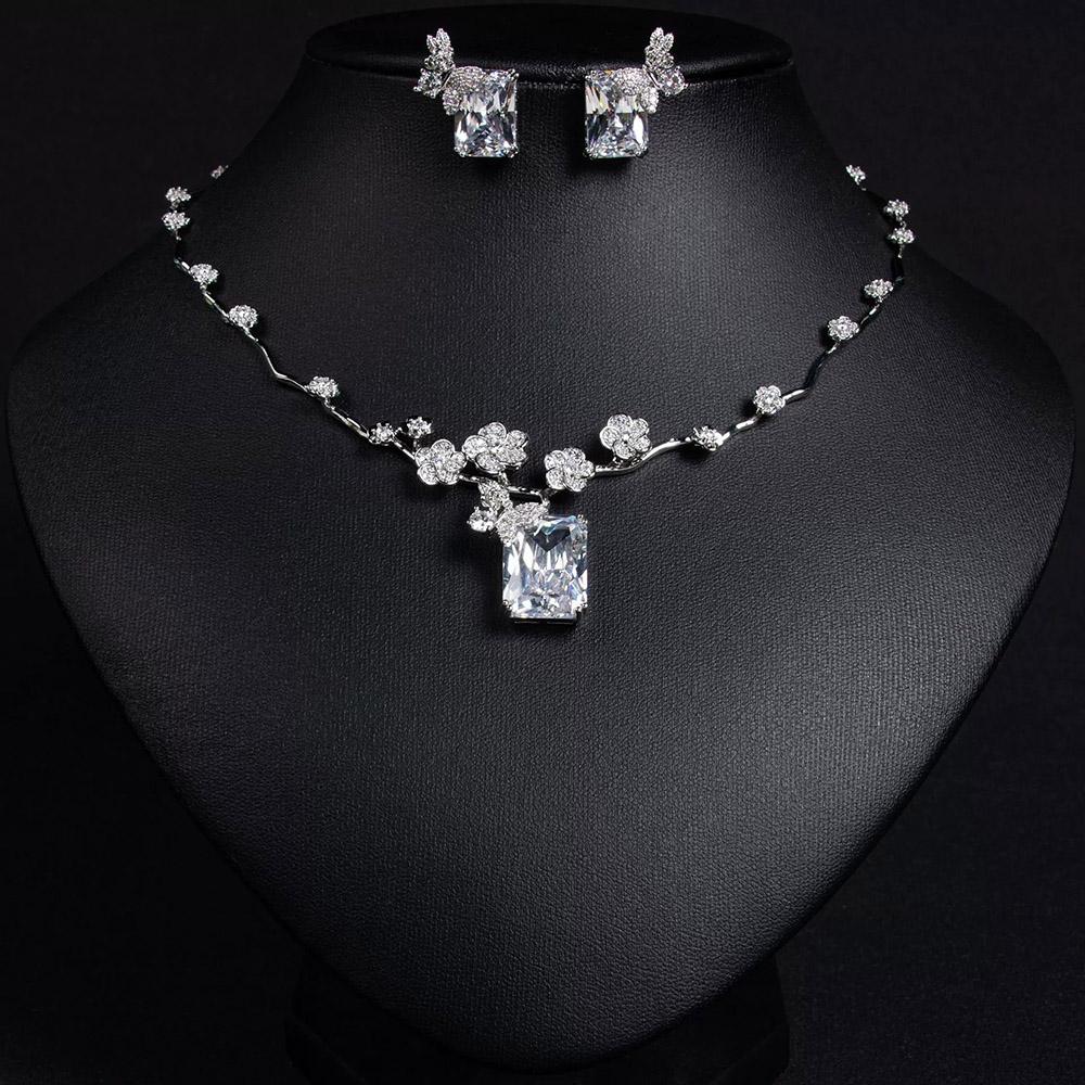 Fashion Square Cut Cubic Zirconia Leaf Flower Jewelry Set for Women White Gold Color Bridal Wedding Party Necklace S-337 resizable&41cm білий
Fashion Square Cut Cubic Zirconia Leaf Flower Jewelry Set for Women White Gold Color Bridal Wedding Party Necklace S-337 resizable&41cm білий