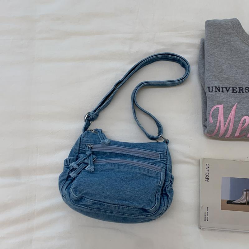 Trendy Small Simple Crossbody Bag Women Spring New Denim Shoulder Bag Fashiable Comfortable and Versatile Texture Storage Bag
Trendy Small Simple Crossbody Bag Women Spring New Denim Shoulder Bag Fashiable Comfortable and Versatile Texture Storage Bag
