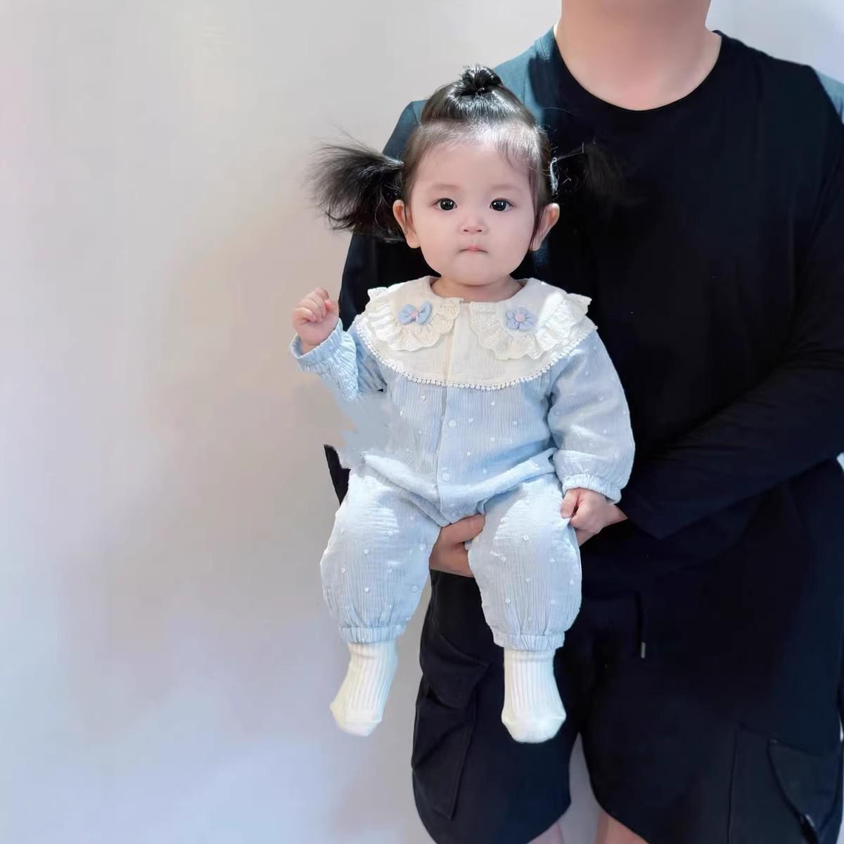 Детский комбинезон Baby Academy Princess из бархата – Теплый весенне-осенний комбинезон 80
Детский комбинезон Baby Academy Princess из бархата – Теплый весенне-осенний комбинезон 80