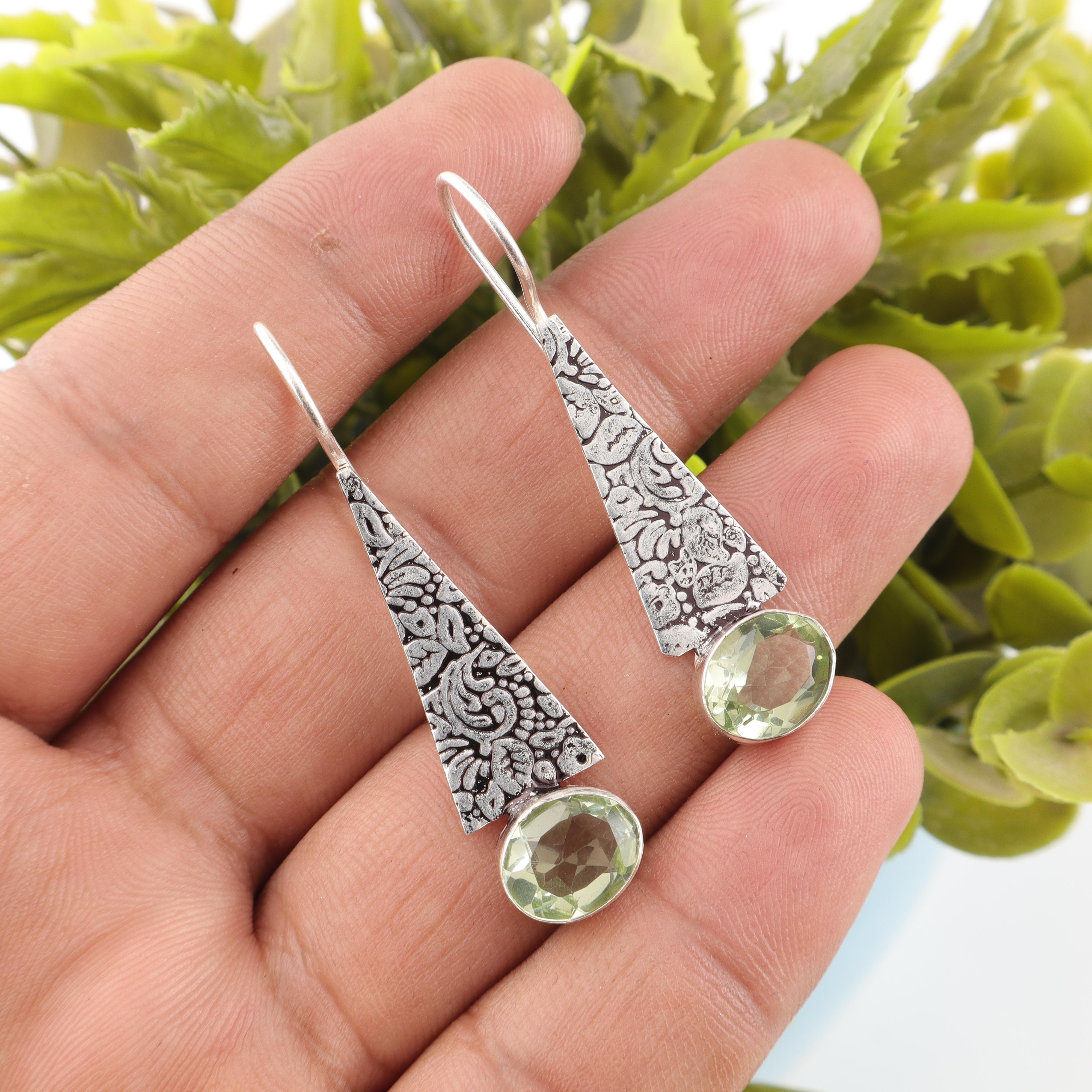 Green Amethyst Gemstone Pendant, 925 Solid Sterling Silver Pendant, Handmade Beautiful Jewelry, Gift For Mother 1.9 inches зелений
Green Amethyst Gemstone Pendant, 925 Solid Sterling Silver Pendant, Handmade Beautiful Jewelry, Gift For Mother 1.9 inches зелений