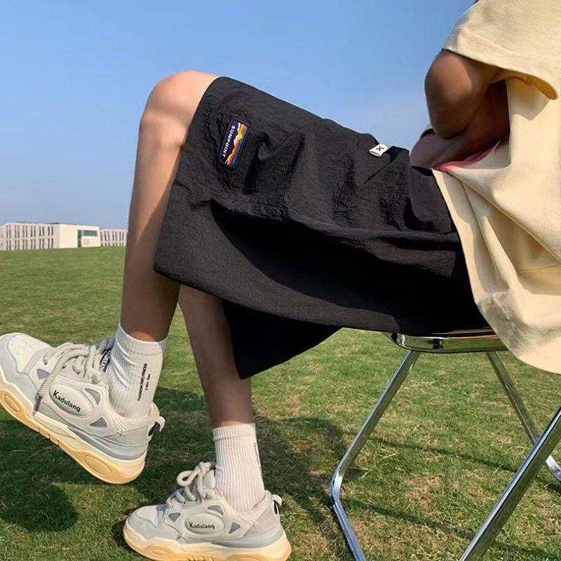 Men s Summer Thin Breathable Quick-Dry Beach Sport Pants Loose Stylish Versatile Casual Five-Point Trousers M
Men s Summer Thin Breathable Quick-Dry Beach Sport Pants Loose Stylish Versatile Casual Five-Point Trousers M