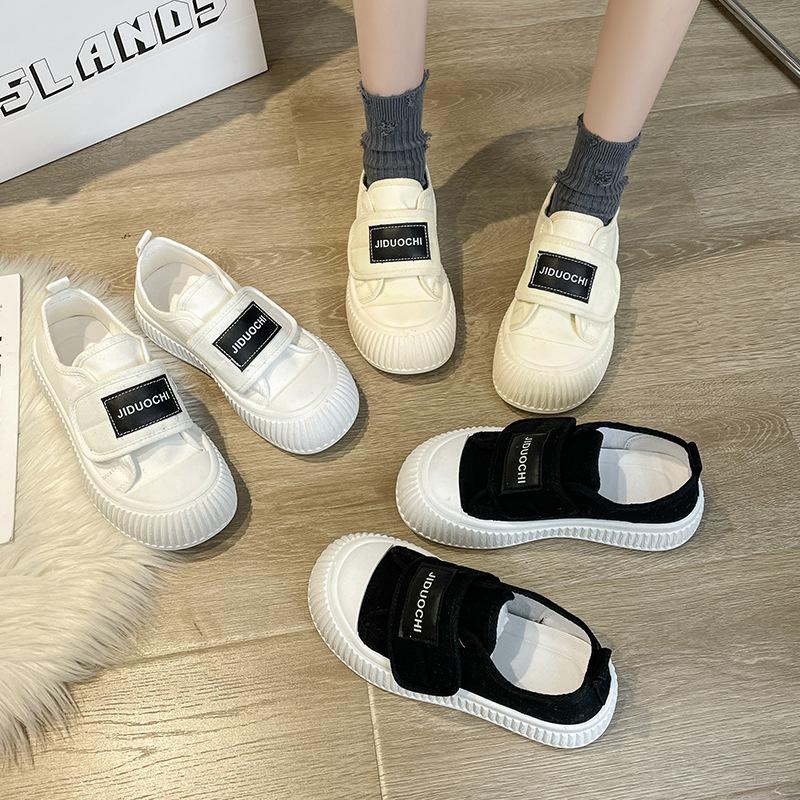 Spring new little white shoes women s board shoes in Korean version of casual versatile Velcro thick-soled low-top student sports shoes 35 чёрный
Spring new little white shoes women s board shoes in Korean version of casual versatile Velcro thick-soled low-top student sports shoes 35 чёрный