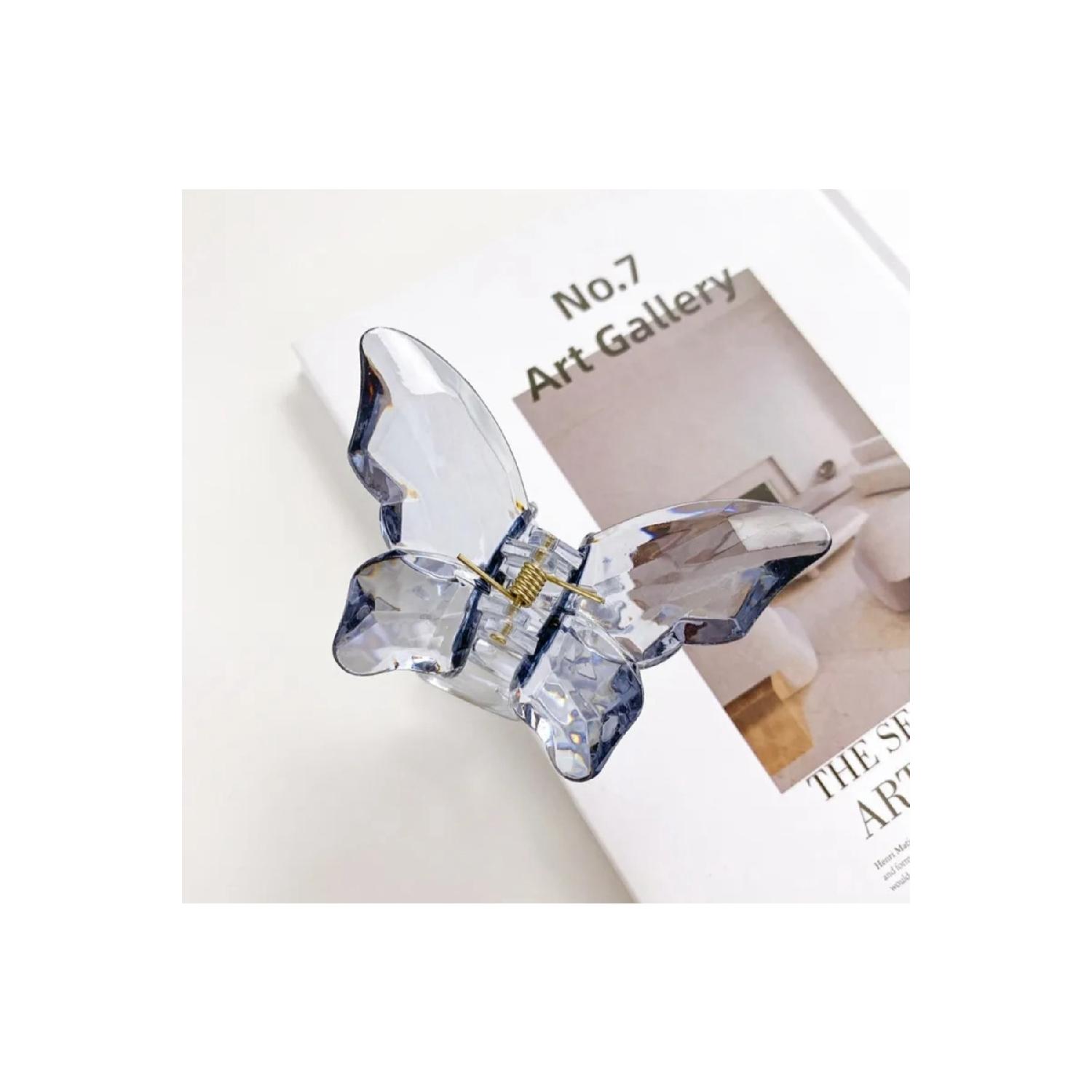 Женская прозрачная пряжка-бабочка антрацитового цвета
Женская прозрачная пряжка-бабочка антрацитового цвета