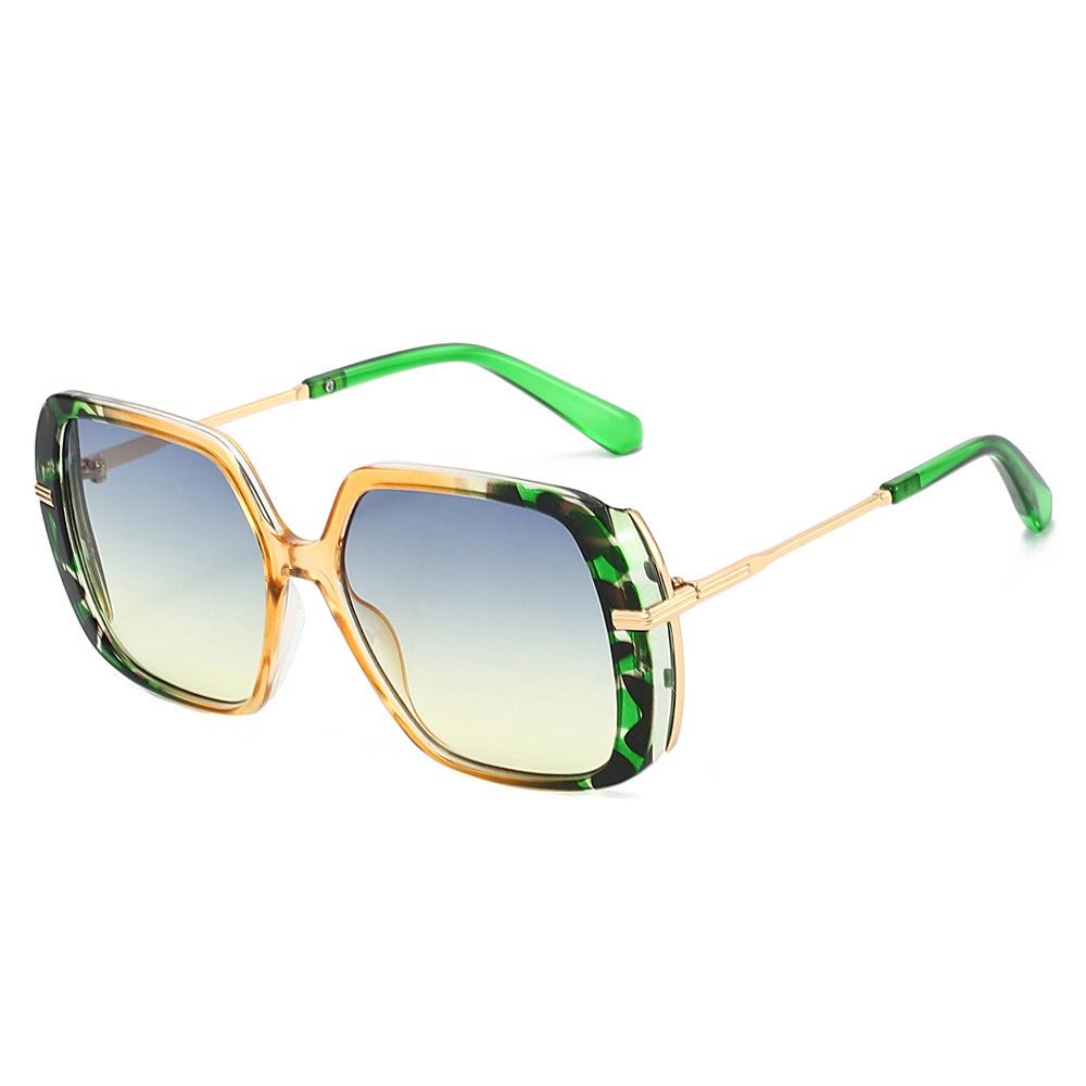 Trendy Square Women’s Sunglasses: European & American Style, Iridescent Large Frame
Trendy Square Women’s Sunglasses: European & American Style, Iridescent Large Frame