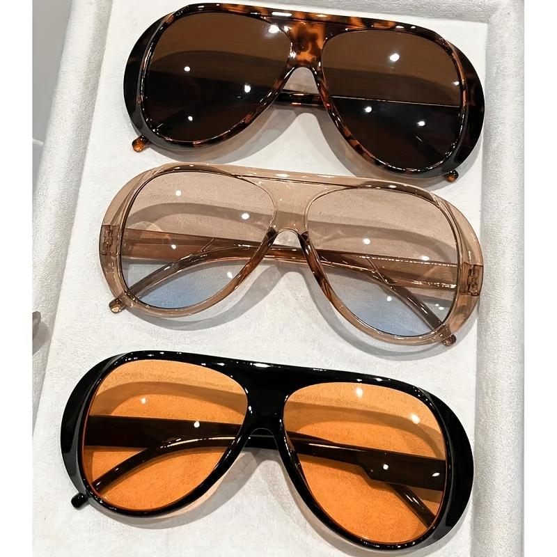 3pcs 2025 Fashion Decorative Large Frame Glasses, Three Colors Set, Great Gift for Friends, Holiday Gifts, Party Favors
3pcs 2025 Fashion Decorative Large Frame Glasses, Three Colors Set, Great Gift for Friends, Holiday Gifts, Party Favors