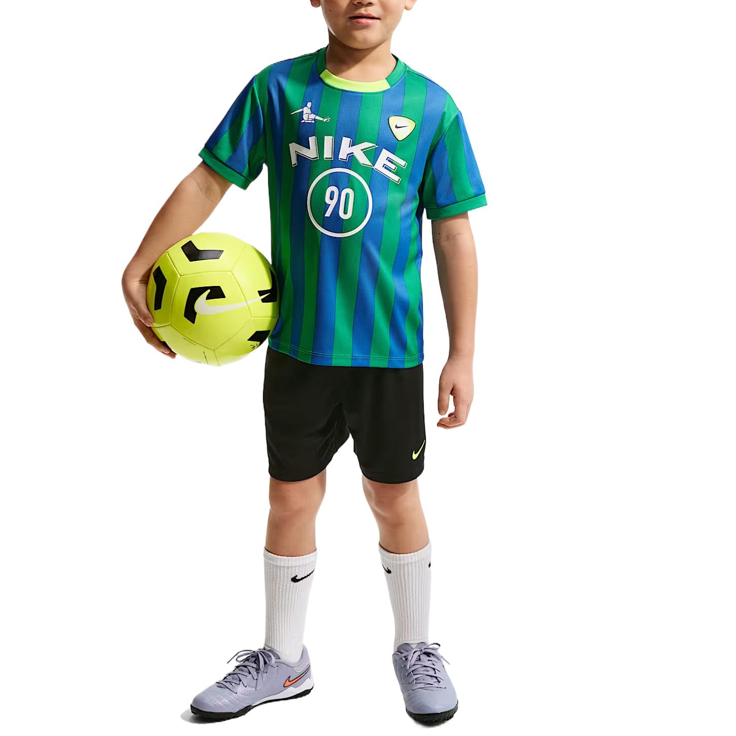Nike Sportswear Goal Mode Fit Mid Rise Set Kids Sets IW1485-010 4
Nike Sportswear Goal Mode Fit Mid Rise Set Kids Sets IW1485-010 4