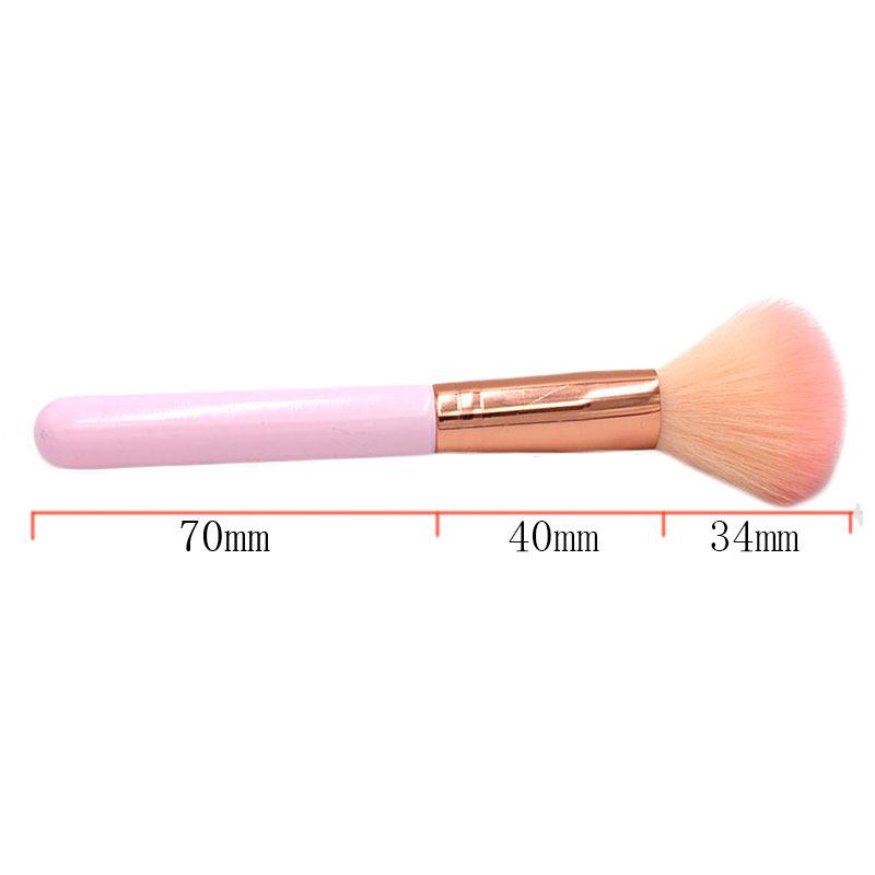 Одиночная кисть для пудры нежно-розового цвета - Мягкий набор инструментов для макияжа глаз и румян от Blue Bridge
Одиночная кисть для пудры нежно-розового цвета - Мягкий набор инструментов для макияжа глаз и румян от Blue Bridge