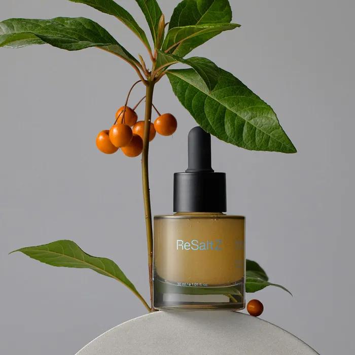 Salt Therapy Eternal Capsule Serum 30ml
Salt Therapy Eternal Capsule Serum 30ml