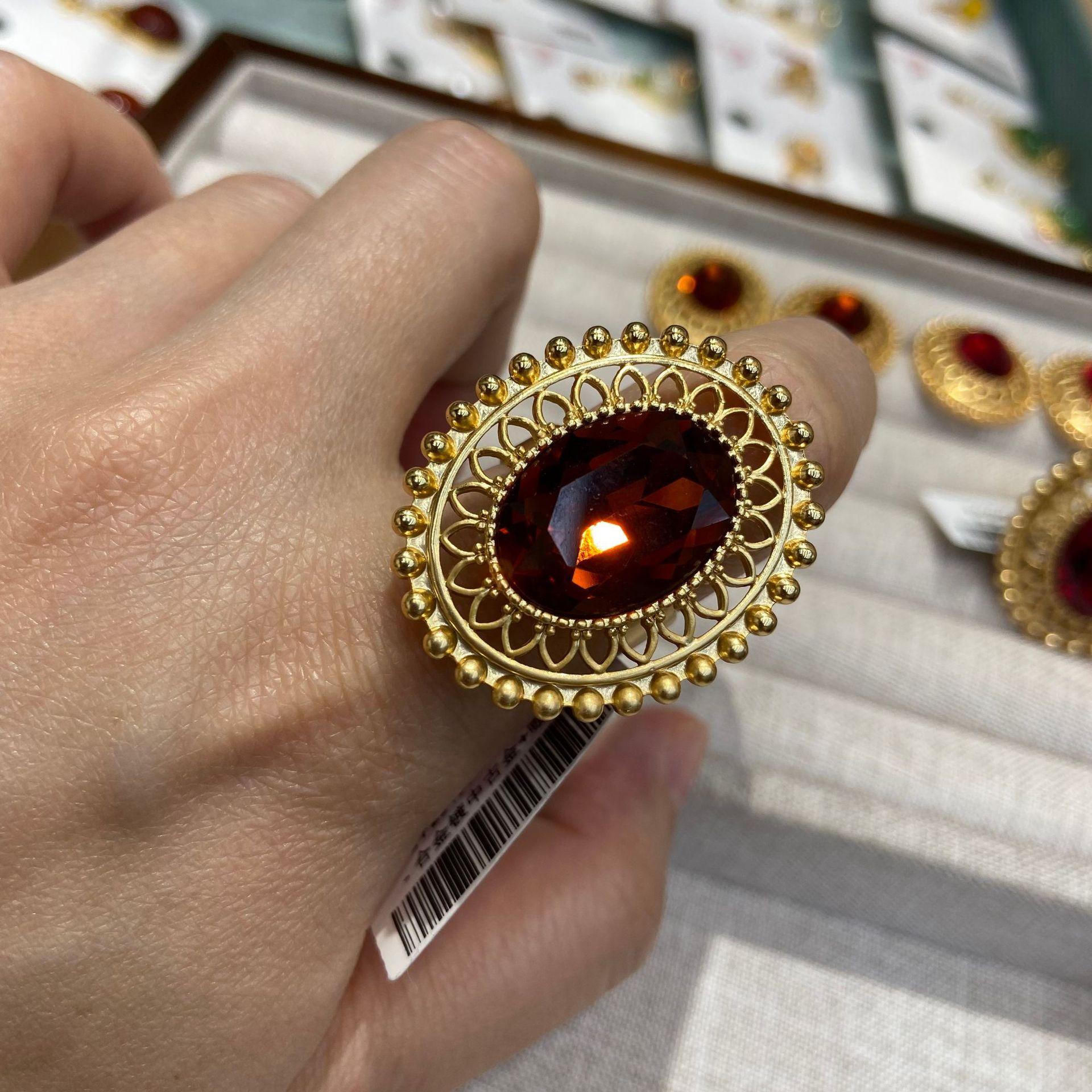 French Lava Gold Stud Earrings Hollow Glazed Antique Medieval Vintage Earrings
French Lava Gold Stud Earrings Hollow Glazed Antique Medieval Vintage Earrings