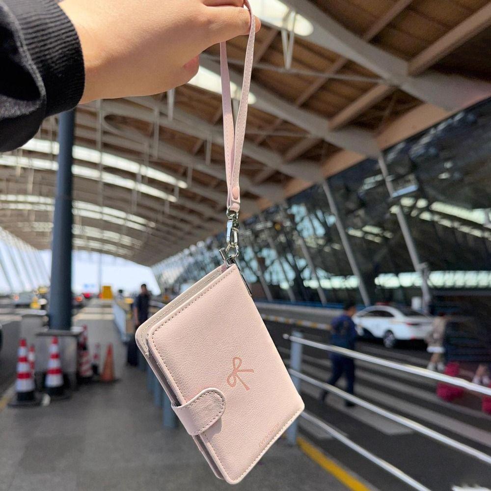 Cute PU Bow Passport Bag Card Holder Storage Card Bag Creative Passport Clip Women чорний
Cute PU Bow Passport Bag Card Holder Storage Card Bag Creative Passport Clip Women чорний
