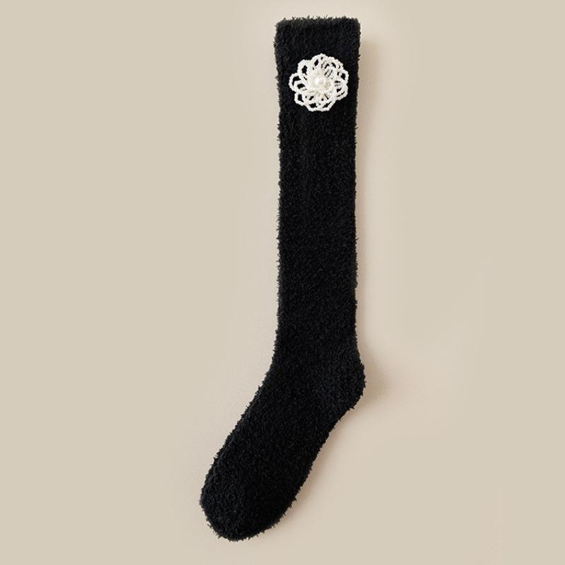 Decorative Socks, Women s Heart-shaped Coral Fleece Calf Socks, Pearl Chain Trendy Socks, Accessory Socks 1 pair
Decorative Socks, Women s Heart-shaped Coral Fleece Calf Socks, Pearl Chain Trendy Socks, Accessory Socks 1 pair