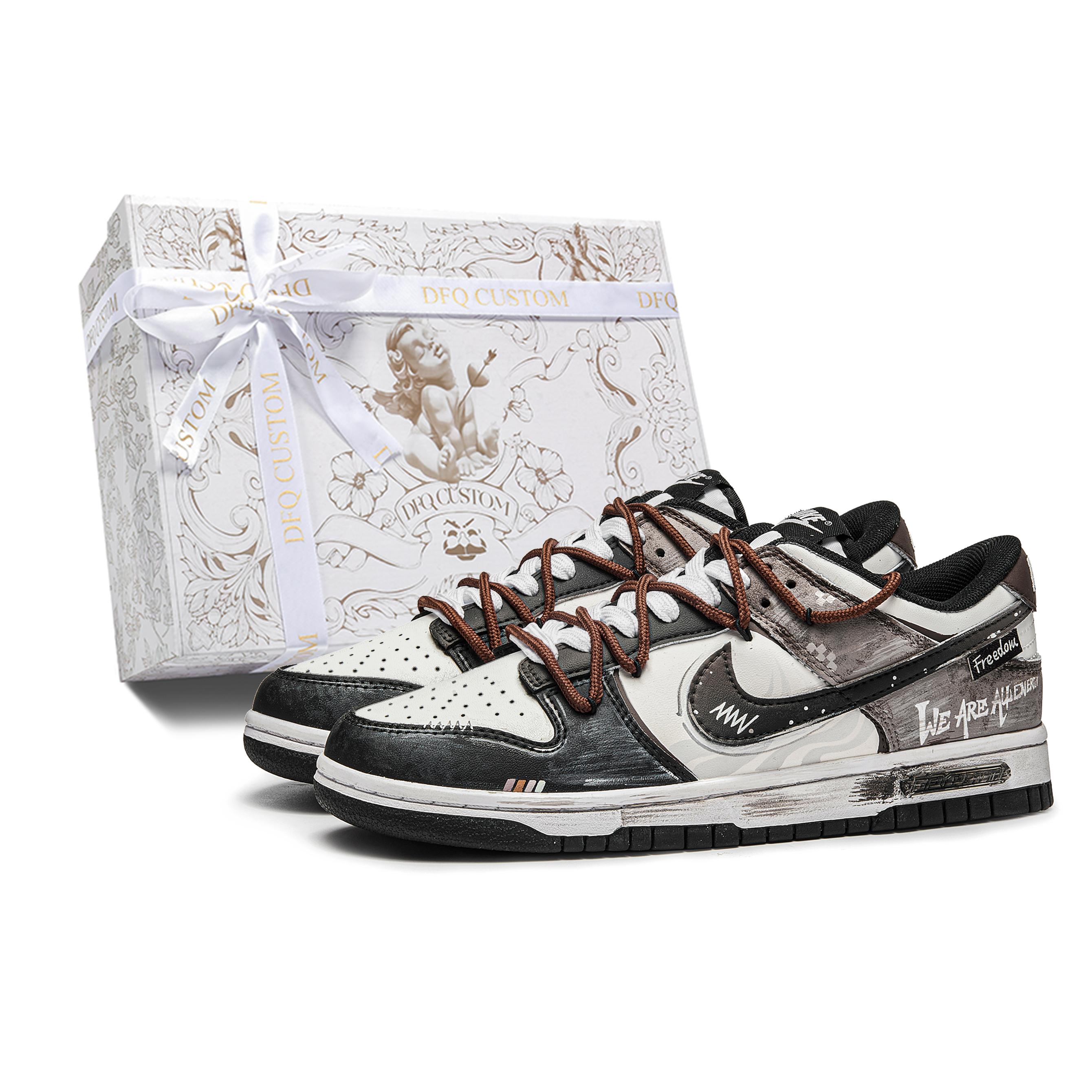 Nike Dunk Mudslide, Box Abrasion Resistant Low top Skateboard Shoes Unisex Gray White DD1391-100(Team202--BOX) 44
Nike Dunk Mudslide, Box Abrasion Resistant Low top Skateboard Shoes Unisex Gray White DD1391-100(Team202--BOX) 44