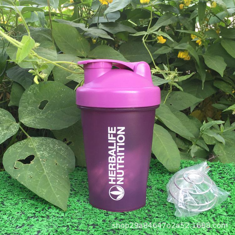 Smoothie Shaker Bottle - Food-Grade Plastic with Mixing Ball (400-500ml), Fitness & Sports Water Bottle, Gift Kettle Cup. 401-500 ml
Smoothie Shaker Bottle - Food-Grade Plastic with Mixing Ball (400-500ml), Fitness & Sports Water Bottle, Gift Kettle Cup. 401-500 ml