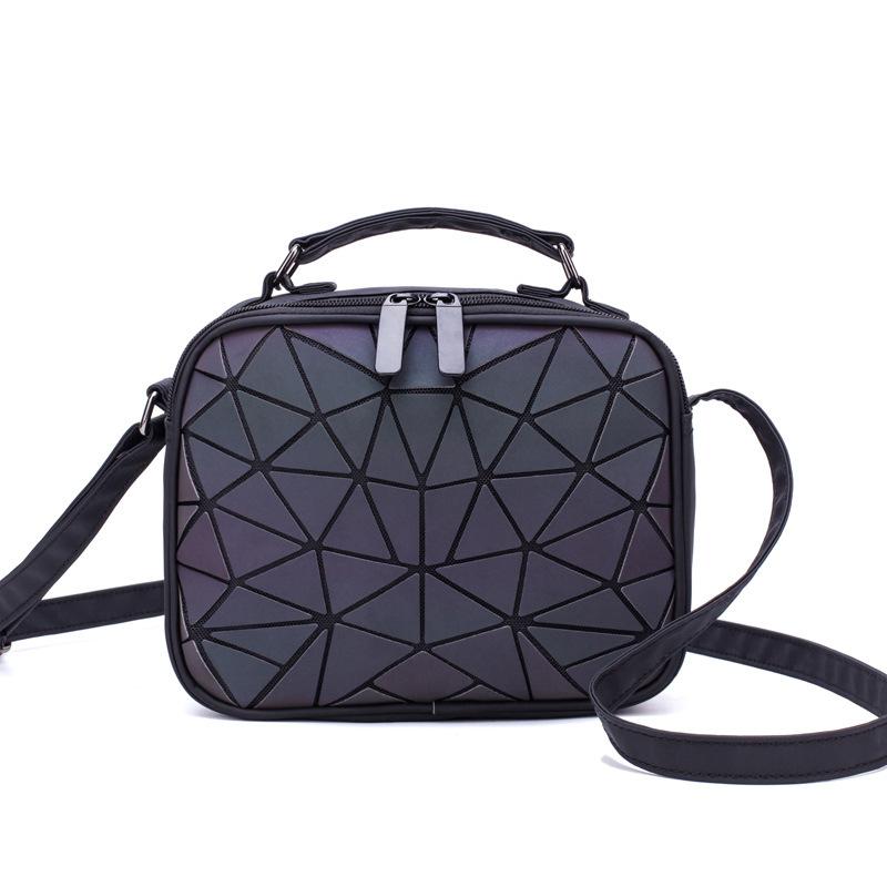 New Diamond Shoulder Bag Women s Geometric Luminous Small Square Bag Messenger Bag Zipper Symphony Shoulder Messenger Bag
New Diamond Shoulder Bag Women s Geometric Luminous Small Square Bag Messenger Bag Zipper Symphony Shoulder Messenger Bag