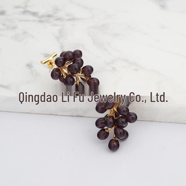Серьги-пусеты в японском и корейском стиле в форме фруктов, Зеленый мускат и Фиолетовый виноград для женщин
Серьги-пусеты в японском и корейском стиле в форме фруктов, Зеленый мускат и Фиолетовый виноград для женщин