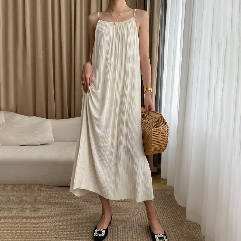 плиссированное длинное платье женское лето без рукавов спагетти ремешок свободный стиль сексуальное платье женское макси платье-подтяжка vestidos
плиссированное длинное платье женское лето без рукавов спагетти ремешок свободный стиль сексуальное платье женское макси платье-подтяжка vestidos