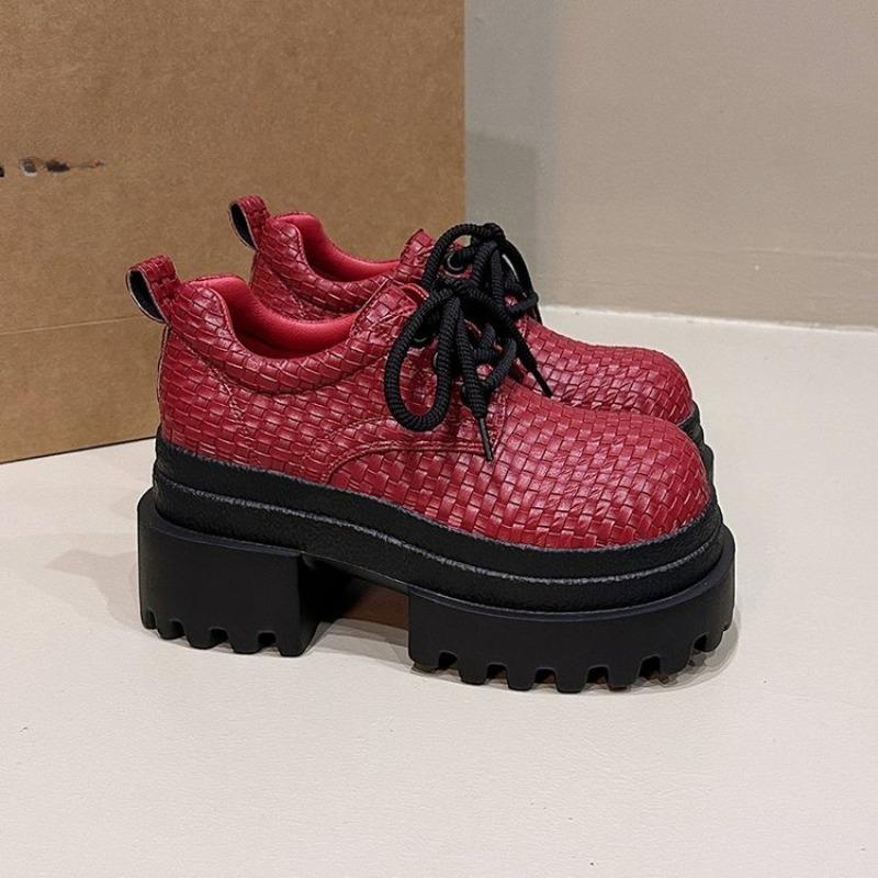 Модные туфли на высоком каблуке и платформе с квадратным носком, женские плетеные туфли на шнуровке из маленькой кожи, универсальные дышащие туфли на платформе 39 красный
Модные туфли на высоком каблуке и платформе с квадратным носком, женские плетеные туфли на шнуровке из маленькой кожи, универсальные дышащие туфли на платформе 39 красный