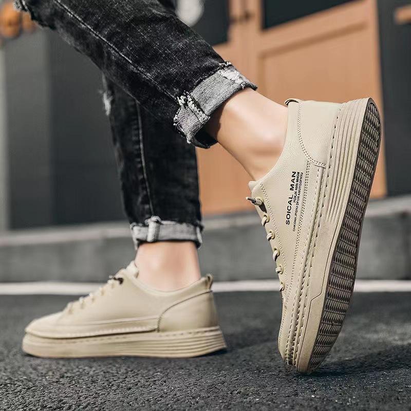 Men s shoes 2025 new spring sports shoes trend non-slip men s casual leather shoes labor insurance one pedal work board shoes 44 чорний
Men s shoes 2025 new spring sports shoes trend non-slip men s casual leather shoes labor insurance one pedal work board shoes 44 чорний