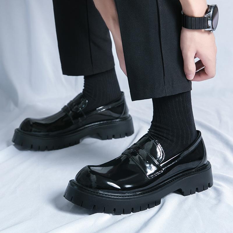 Foreign trade 2025 spring and autumn models, teenagers, one-pedal loafers platform shoes, black fashion men s casual leather shoes 38
Foreign trade 2025 spring and autumn models, teenagers, one-pedal loafers platform shoes, black fashion men s casual leather shoes 38