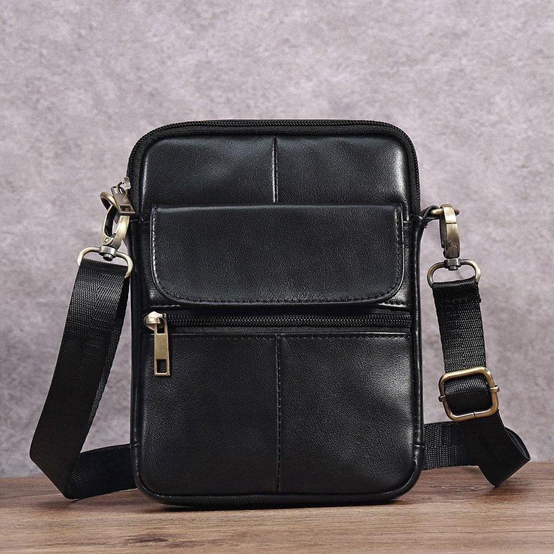 Men s Casual Pigskin Crossbody Bag
Men s Casual Pigskin Crossbody Bag