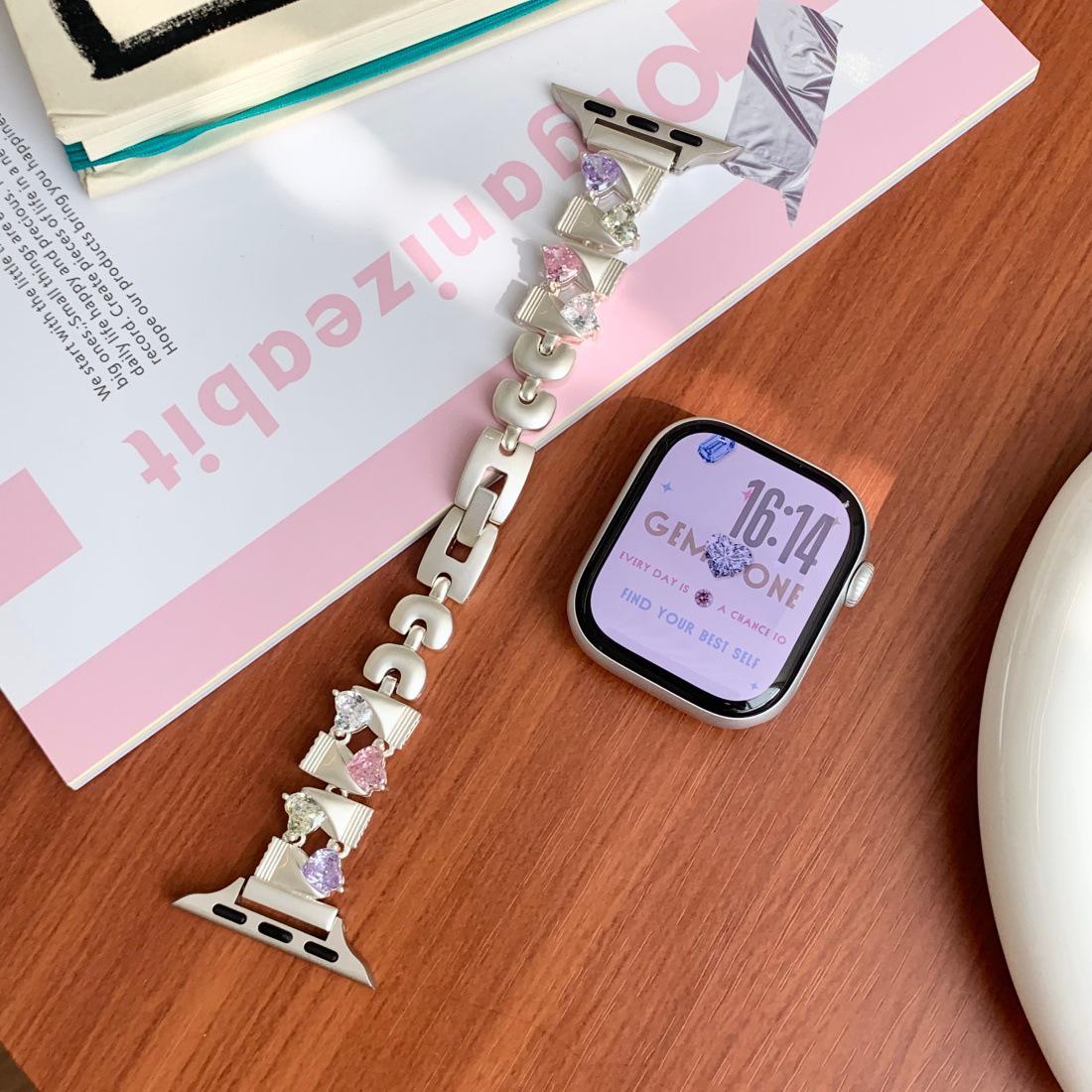 Candy Zircon Copper Watch Band for Apple Watch Series 8-10, Huawei Fit4 GT5, Xiaomi 10 Metal Wristband. Apple 38/40/41mm (S10) звездного света
Candy Zircon Copper Watch Band for Apple Watch Series 8-10, Huawei Fit4 GT5, Xiaomi 10 Metal Wristband. Apple 38/40/41mm (S10) звездного света