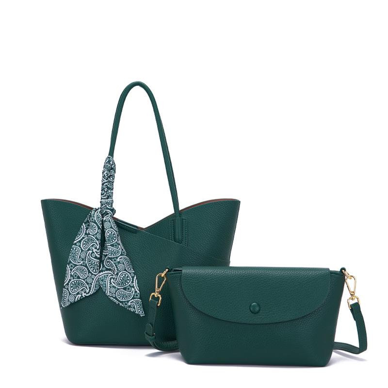 Women s bag 2024 spring/summer new tote bag, large shoulder bag, commuter bag, large capacity niche underarm mother-daughter bag темно-зелений колір
Women s bag 2024 spring/summer new tote bag, large shoulder bag, commuter bag, large capacity niche underarm mother-daughter bag темно-зелений колір