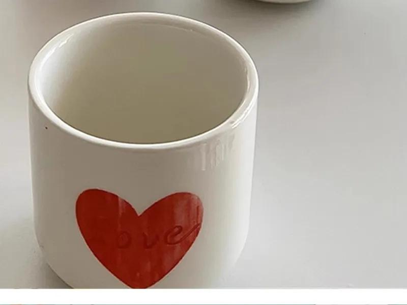 Hand-painted Love Letter Ceramic Cup Korean Cup Tea Mugs For Romantic Wedding Party Gifts Cup Coffee Cafe Afternoon Tea Cup
Hand-painted Love Letter Ceramic Cup Korean Cup Tea Mugs For Romantic Wedding Party Gifts Cup Coffee Cafe Afternoon Tea Cup