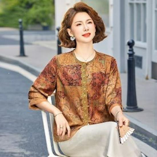 Elegant Seven-Sleeve Blouse - Mom s New Chinese Style Summer Top for Middle-Aged & Elderly Women 2026 5XL помаранчевий
Elegant Seven-Sleeve Blouse - Mom s New Chinese Style Summer Top for Middle-Aged & Elderly Women 2026 5XL помаранчевий