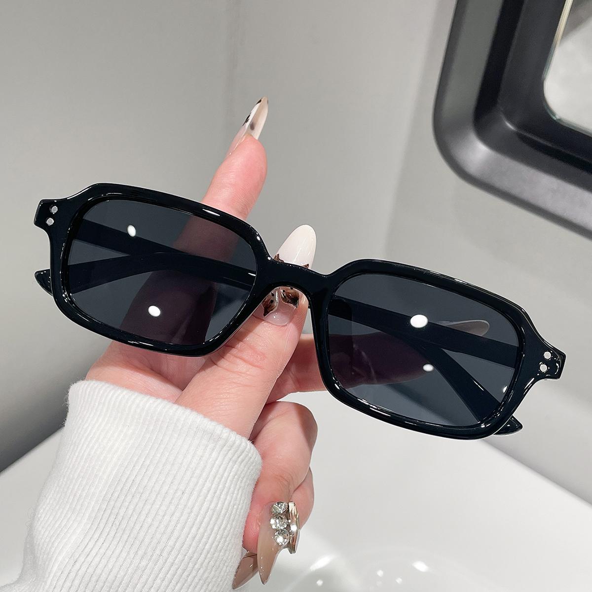 Fashionable Square Mini Frame Sunglasses 1 Pair Golf Fishing Sunscreen Photography High-End Decorative Eyewear чёрный
Fashionable Square Mini Frame Sunglasses 1 Pair Golf Fishing Sunscreen Photography High-End Decorative Eyewear чёрный