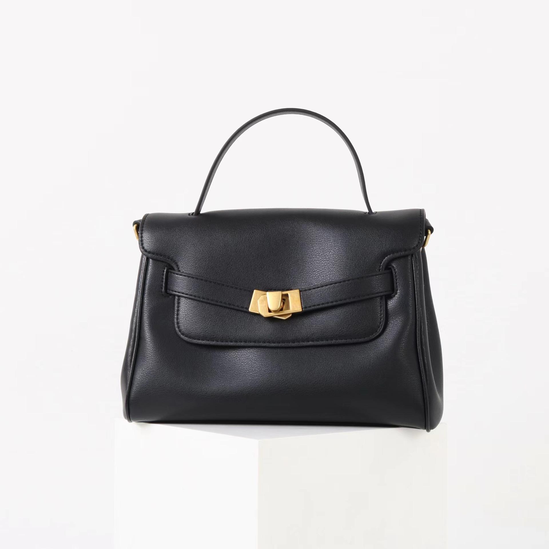 2025 New Commuter Retro Versatile Single Shoulder Crossbody Bag Going To Work Briefcase Women s Fashion Trend 25cm чёрный
2025 New Commuter Retro Versatile Single Shoulder Crossbody Bag Going To Work Briefcase Women s Fashion Trend 25cm чёрный