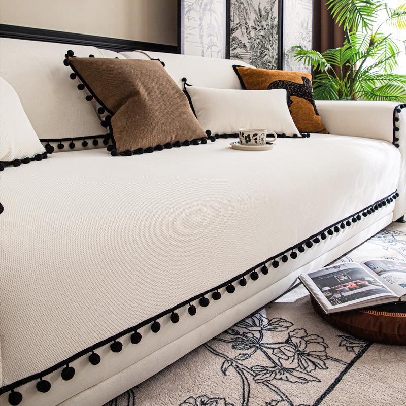 Medieval sofa cushion universal in all seasons, living room high sense 2025 new French retro sofa cover cover towel full cover 30 * 50Cm set
Medieval sofa cushion universal in all seasons, living room high sense 2025 new French retro sofa cover cover towel full cover 30 * 50Cm set