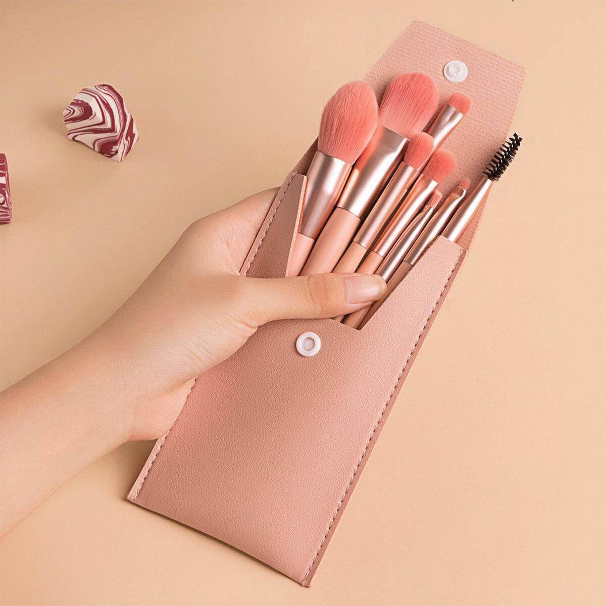 High-Quality 8-Piece Makeup Brush Set: Portable & Soft, Perfect for Concealer & Loose Powder.
High-Quality 8-Piece Makeup Brush Set: Portable & Soft, Perfect for Concealer & Loose Powder.