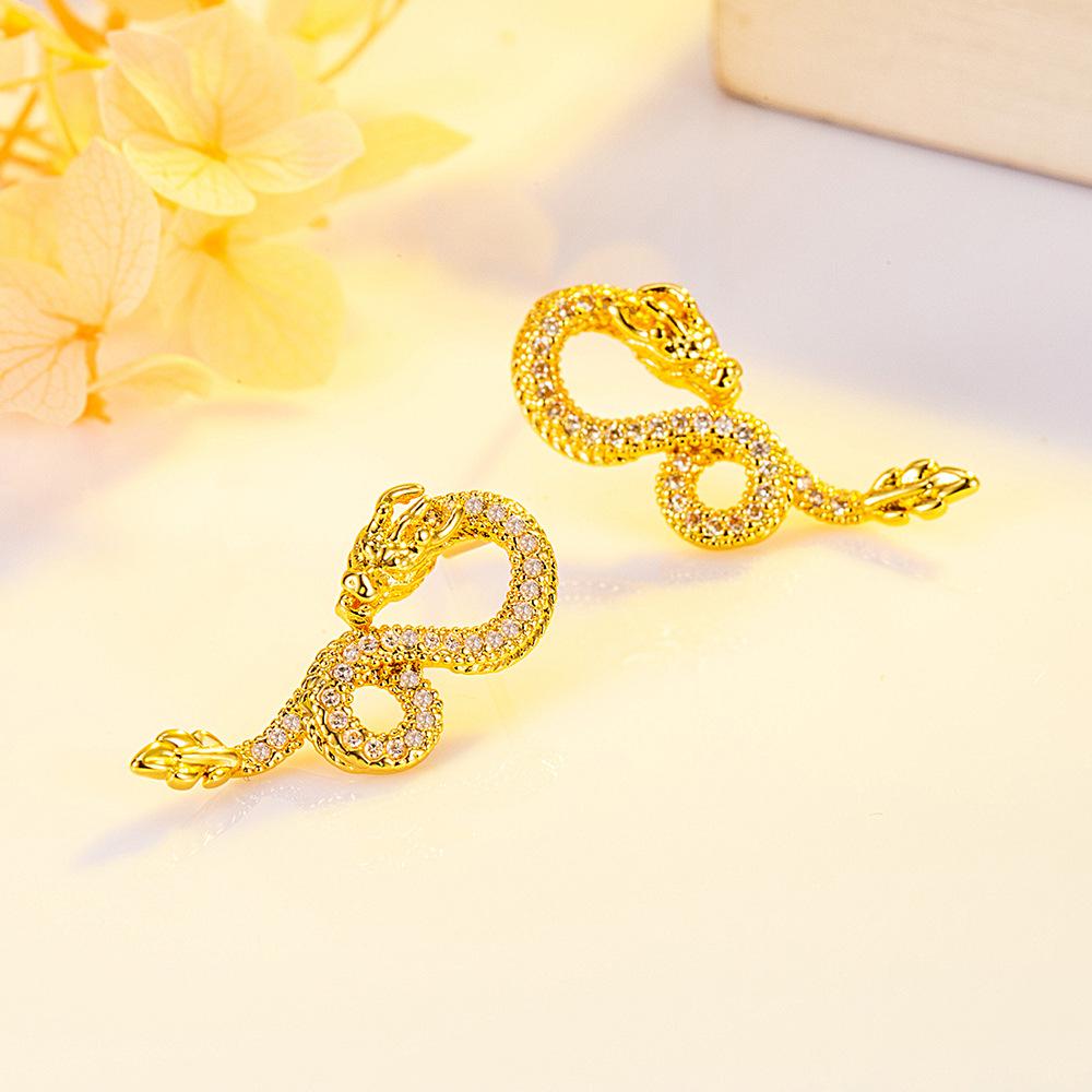 Korean 925 Sterling Silver Crystal Dragon Stud Earrings for Women Girls 925 Wedding Party Jewelry Gift Aretes De Mujer золотий
Korean 925 Sterling Silver Crystal Dragon Stud Earrings for Women Girls 925 Wedding Party Jewelry Gift Aretes De Mujer золотий