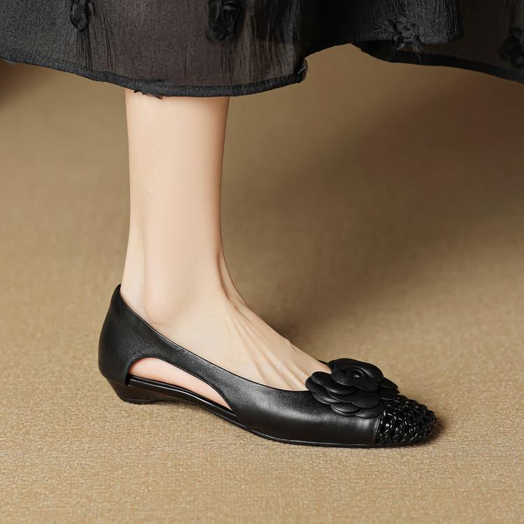 Great good to wear French single shoes women s spring and summer flowers small fragrant style square head low heel thick heel medium heel gray sandals 35 чёрный
Great good to wear French single shoes women s spring and summer flowers small fragrant style square head low heel thick heel medium heel gray sandals 35 чёрный