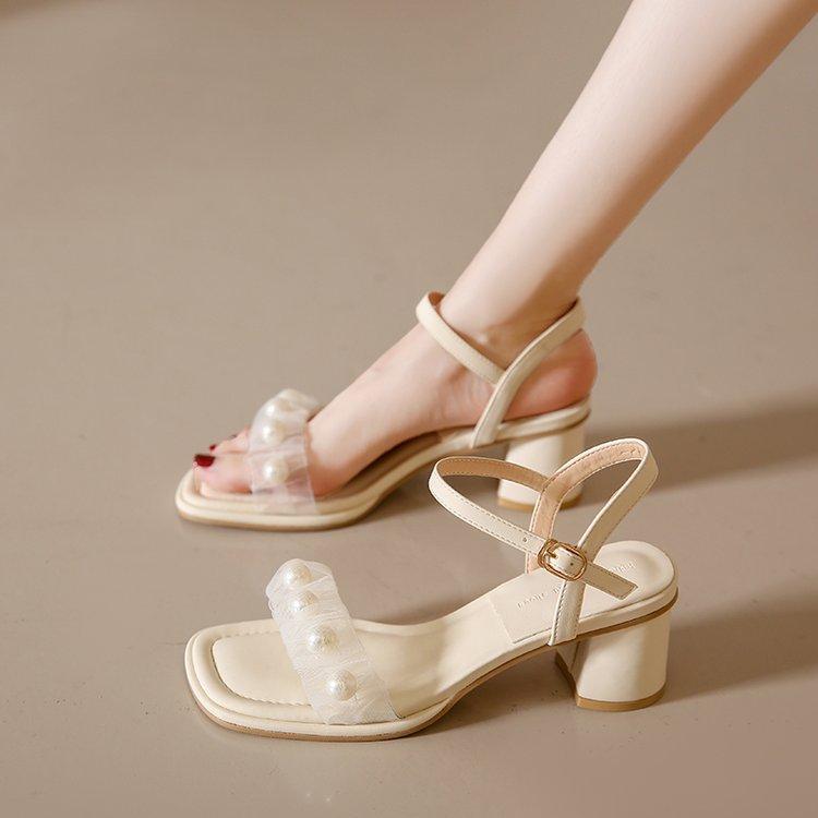 Baotou sandals women s independent station new Roman niche thick heel with fashion women s shoes 40
Baotou sandals women s independent station new Roman niche thick heel with fashion women s shoes 40